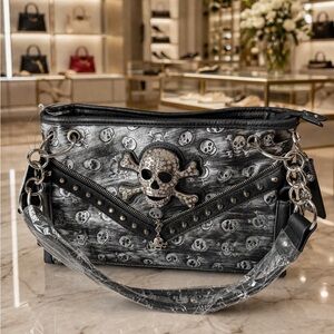 Skull Embellished Black Women's Shoulder Bag
